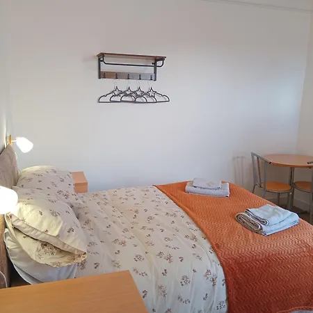 Double Ensuite - Centre 15 Mins Walk From Station - Privat bolig *