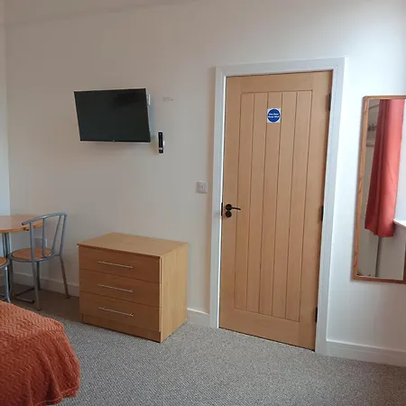 Privat bolig Double Ensuite - Centre 15 Mins Walk From Station - *