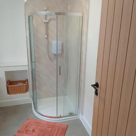 ホームステイ Double Ensuite - Centre 15 Mins Walk From Station -
