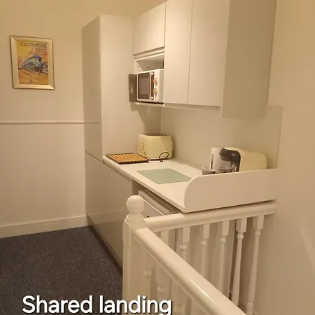 Double Ensuite - Centre 15 Mins Walk From Station - Pansiyon Carlisle (Cumbria)